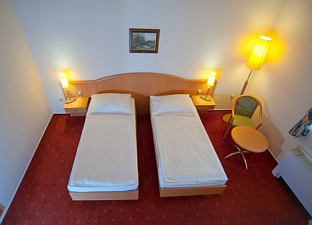 Hotel Gastland M0 - Szigetszentmiklos - goedkope vakantie in Hongarije