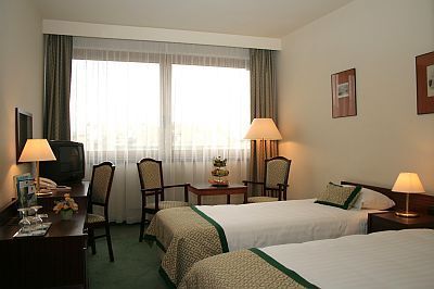 Elegant en romantisch grandhotel in de binnenstad van Boedapest - vrije kamer in Hotel Hungaria City Center Budapest