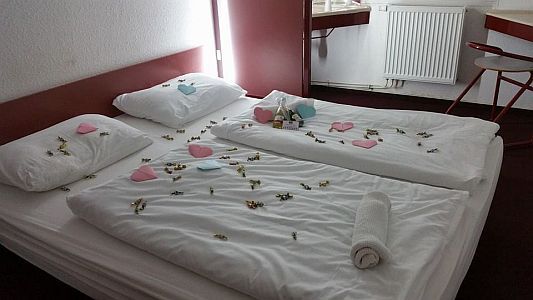 Familievriendelijke kamers tegen lage prijzen in Torokbalint in de buurt van Boedapest - Hotel Drive Inn