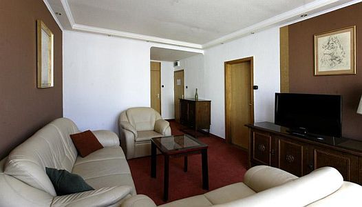 Árpád Hotel Tatabánya - beautiful and romantic suite in Tatabánya 