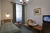 Elegante en romantische eenpersoonskamer in het Hotel Gellert Boedapest in het centrum met een uitzicht over de Donau