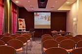 Conferentiezaal met moderne technische uitrusting - Hotel Ibis CitySouth*** Boedapest