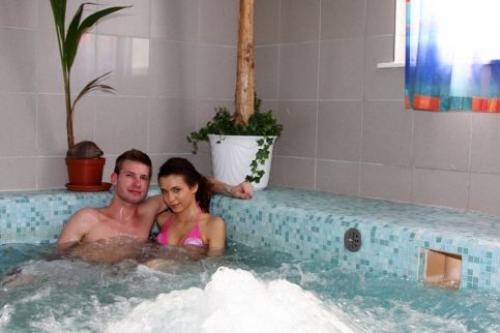 Hotel Griff Budapest - jacuzzi - gezellig wellnessweekend in de buurt van het centrum